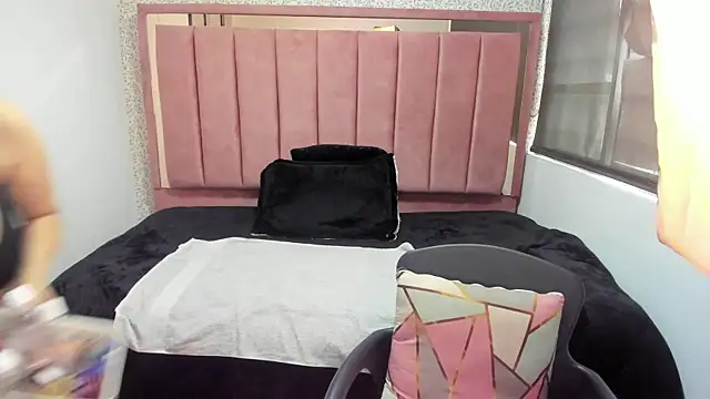 Snapshot of Barbara_fox__ chatting on 07/09/26, 12:31 Barbara fox online show from 07/09/26, 12:31