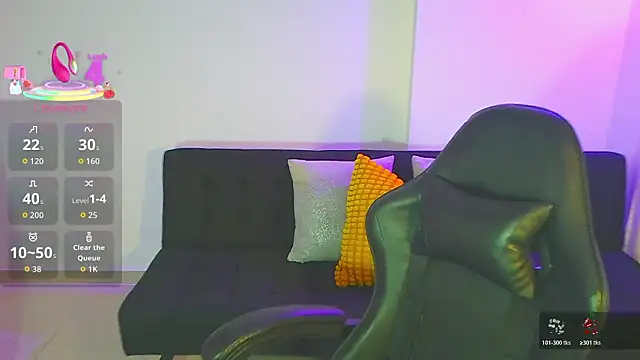 Snapshot of Yulienneg chatting on 02/15/26, 12:18 Yulienneg online show from 02/15/26, 12:18