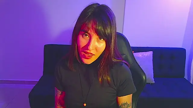 Snapshot of Yulienneg chatting on 02/27/26, 03:28 Yulienneg online show from 02/27/26, 03:28