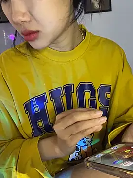 Snapshot of Sexlove_bb chatting on 02/06/26, 12:37 Sexlove bb online show from 02/06/26, 12:37