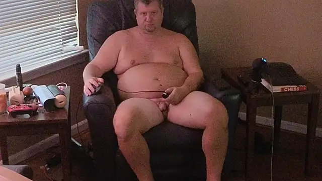 Single White Male online show from 09/29/25, 08:35