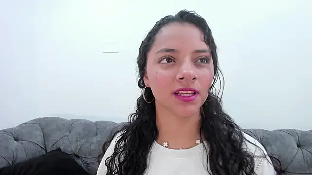 Snapshot of Angellit_Afrodita_ chatting on 11/25/25, 10:59 Angellit Afrodita online show from 11/25/25, 10:59