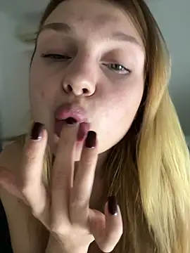 Emaline Fane online show from 02/05/26, 05:50