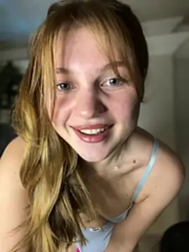 Emaline Fane online show from 05/17/26, 07:43