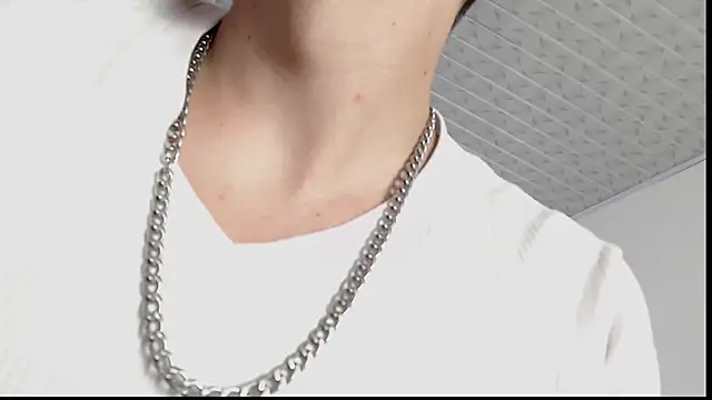 Snapshot of Sweet_paradisex chatting on 09/26/25, 10:52 Sweet paradisex online show from 09/26/25, 10:52