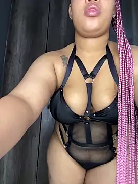 Snapshot of Thick_Ass_Barbiie chatting on 12/22/25, 09:06 Thick Ass Barbiie online show from 12/22/25, 09:06