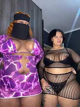 Thick Ass Barbiie online show from 04/30/26, 07:42