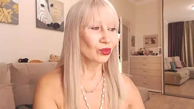 Snapshot of AlisaDeluxe chatting on 01/07/26, 02:36 AlisaDeluxe online show from 01/07/26, 02:36