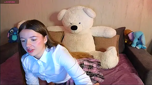 Snapshot of Rosaline_lov chatting on 10/30/25, 07:25 Rosaline lov online show from 10/30/25, 07:25