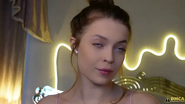 Snapshot of kellypeachcake chatting on 02/08/26, 05:22 kellypeachcake online show from 02/08/26, 05:22