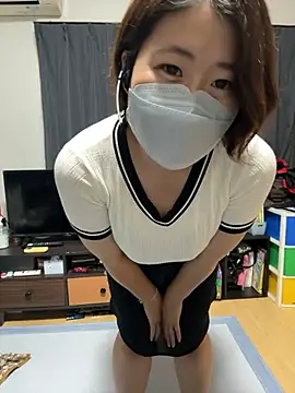 Snapshot of hima-wari0707 chatting on 10/14/25, 01:01 hima-wari0707 online show from 10/14/25, 01:01