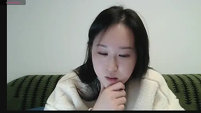 Snapshot of Belinda66 chatting on 11/21/25, 02:49 Belinda66 online show from 11/21/25, 02:49