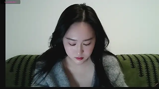 Snapshot of Belinda66 chatting on 11/28/25, 01:36 Belinda66 online show from 11/28/25, 01:36