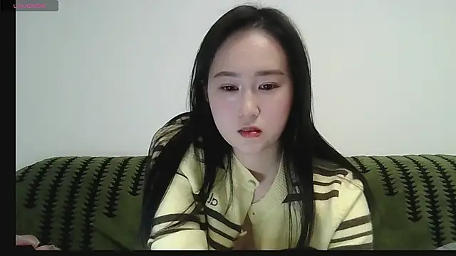 Snapshot of Belinda66 chatting on 12/02/25, 03:40 Belinda66 online show from 12/02/25, 03:40