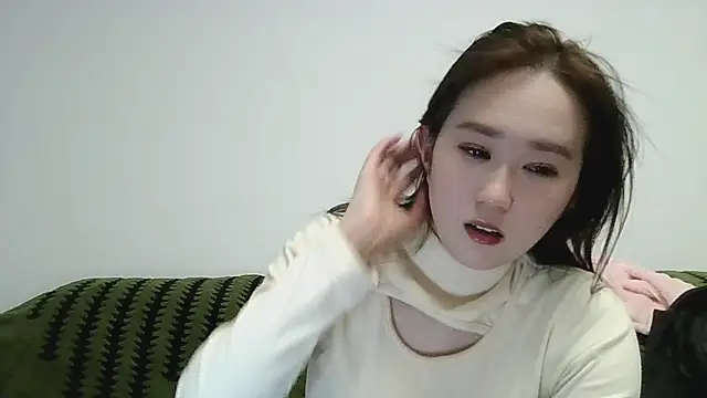 Snapshot of Belinda66 chatting on 02/13/26, 03:30 Belinda66 online show from 02/13/26, 03:30