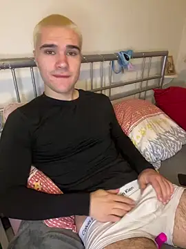 Snapshot of los_freaky chatting on 03/25/26, 11:49 los freaky online show from 03/25/26, 11:49