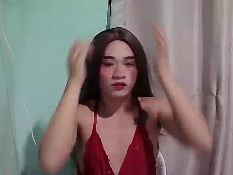 Snapshot of Madylinebigcock69 chatting on 10/12/25, 04:17 Madylinebigcock69 online show from 10/12/25, 04:17