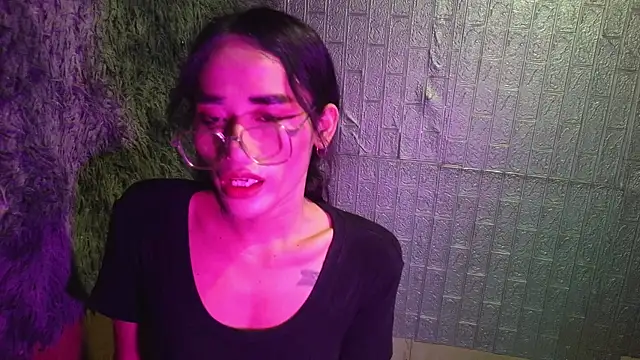 Snapshot of Madylinebigcock69 chatting on 07/17/26, 03:24 Madylinebigcock69 online show from 07/17/26, 03:24