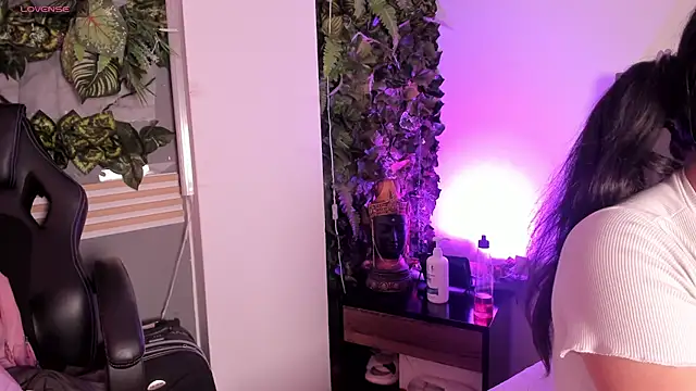 Snapshot of vela-kimm chatting on 02/12/26, 08:37 vela-kimm online show from 02/12/26, 08:37