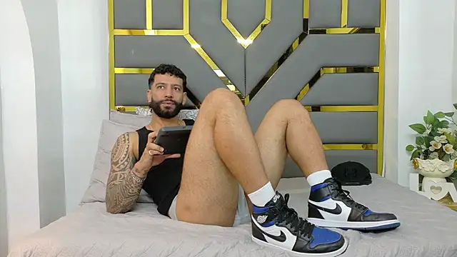 yorbymaxx online show from 10/07/25, 02:03