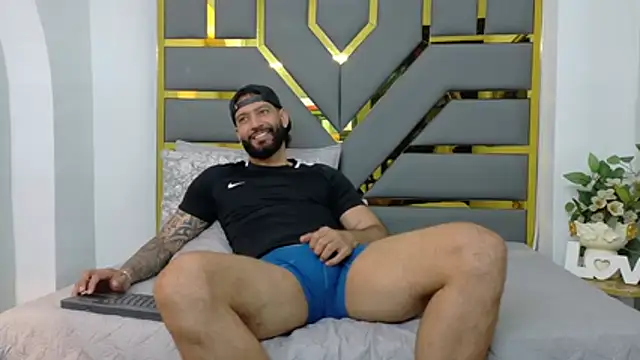 yorbymaxx online show from 10/16/25, 02:51