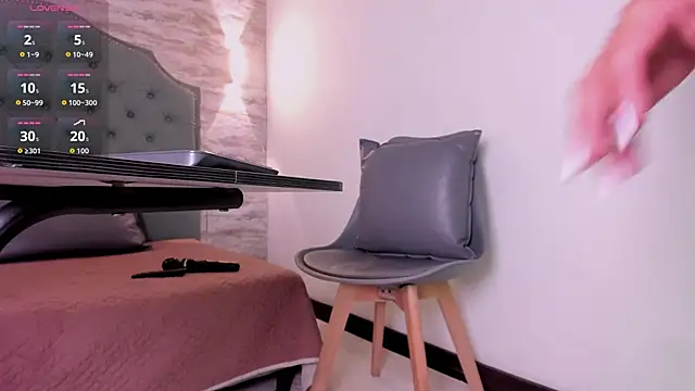 Snapshot of Maia_520 chatting on 09/16/25, 06:09 Maia 520 online show from 09/16/25, 06:09