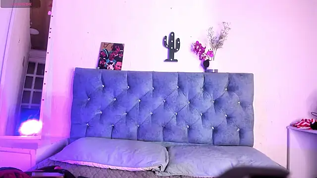 Snapshot of Tommy_Lovee chatting on 12/03/25, 03:47 Tommy Lovee online show from 12/03/25, 03:47