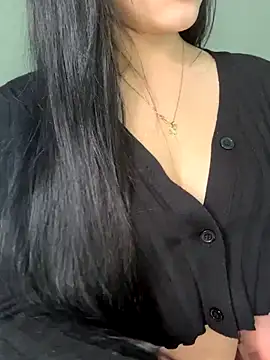 Snapshot of Donna11 chatting on 12/04/25, 03:38 Donna11 online show from 12/04/25, 03:38