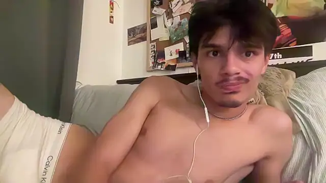 Snapshot of cowboyydiego chatting on 09/24/25, 06:50 cowboyydiego online show from 09/24/25, 06:50