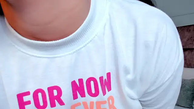 julieta rosee online show from 02/13/26, 06:15