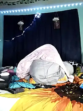 Purple2StayThnxx online show from 11/07/25, 11:16