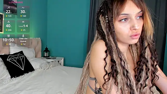 Ameli Shell online show from 10/10/25, 01:04