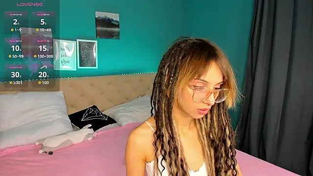 Ameli Shell online show from 10/14/25, 01:06