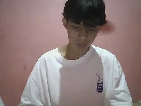 Snapshot of Kyoshi_19 chatting on 09/20/25, 01:01 Kyoshi 19 online show from 09/20/25, 01:01