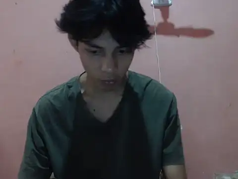 Snapshot of Kyoshi_19 chatting on 10/05/25, 06:01 Kyoshi 19 online show from 10/05/25, 06:01