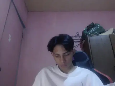 Snapshot of Kyoshi_19 chatting on 05/05/26, 12:13 Kyoshi 19 online show from 05/05/26, 12:13