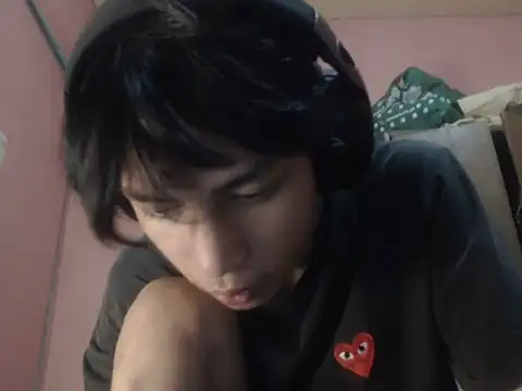 Snapshot of Kyoshi_19 chatting on 06/16/26, 07:22 Kyoshi 19 online show from 06/16/26, 07:22