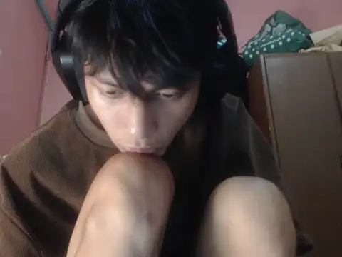 Snapshot of Kyoshi_19 chatting on 08/05/26, 09:56 Kyoshi 19 online show from 08/05/26, 09:56