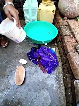 RAYI Queen 3 online show from 11/23/25, 07:08