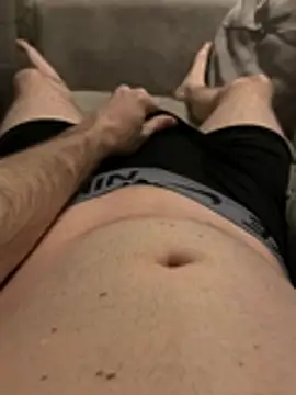 Snapshot of naughtycoupl98 chatting on 02/22/26, 11:36 naughtycoupl98 online show from 02/22/26, 11:36