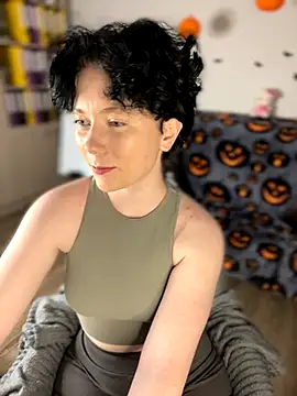 RinaShy online show from 10/27/25, 05:11