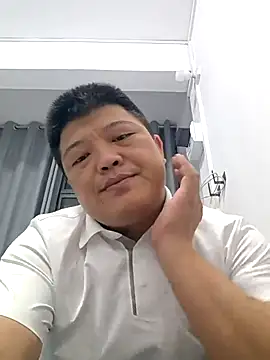 Snapshot of hiwoaini chatting on 06/27/26, 02:55 hiwoaini online show from 06/27/26, 02:55