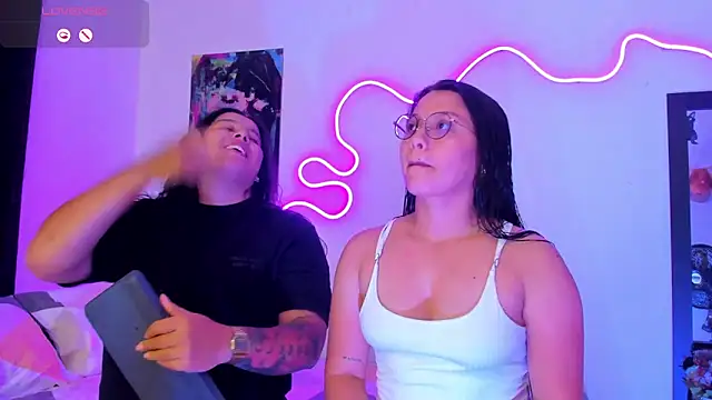 Dilan and Mia online show from 10/03/25, 09:34