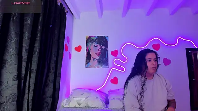 Snapshot of Dilan_and_Mia chatting on 03/26/26, 11:43 Dilan and Mia online show from 03/26/26, 11:43