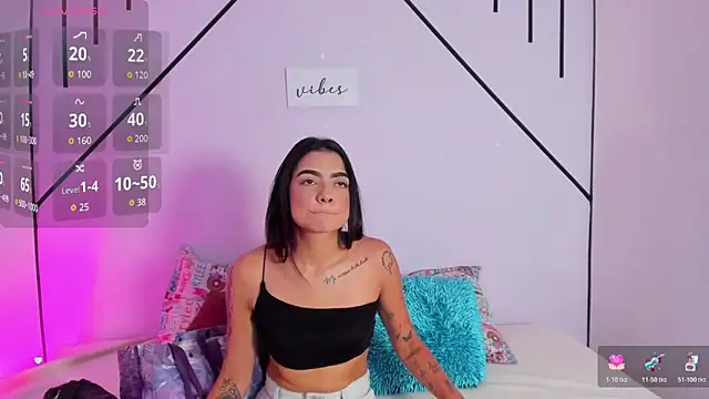 MiahCornell  online show from 12/18/25, 04:46