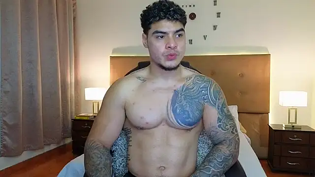 Snapshot of Steven_Velez chatting on 04/23/26, 01:29 Steven Velez online show from 04/23/26, 01:29