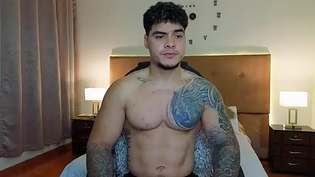 Snapshot of Steven_Velez chatting on 04/24/26, 02:14 Steven Velez online show from 04/24/26, 02:14