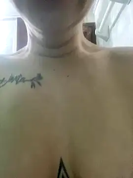 Sallem Pink online show from 10/23/25, 11:42