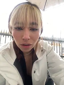 Sallem Pink online show from 11/10/25, 11:09