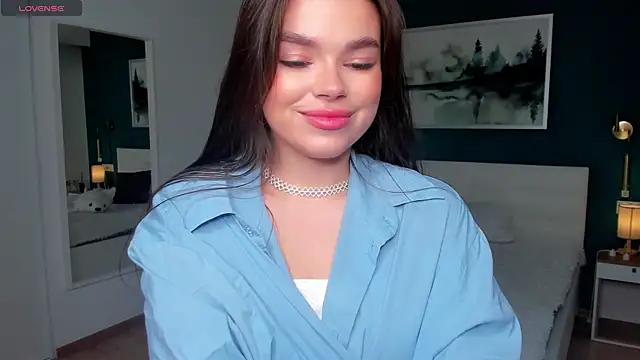 HollisHearl online show from 11/06/25, 07:20